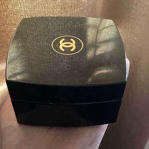 CHANEL COCO NOIR